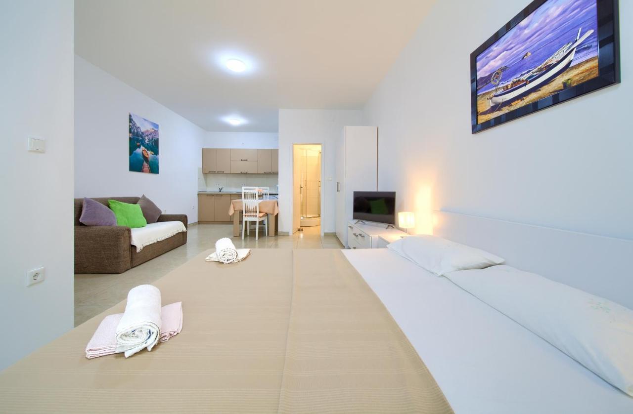 Apartmani Mara Matic Malinska Εξωτερικό φωτογραφία